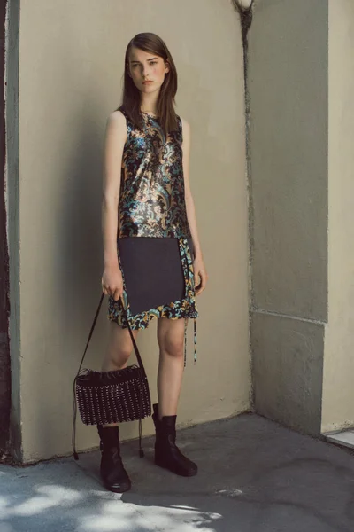 Look 14